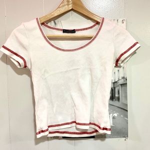 brandy melville white w/ red lining crop tee